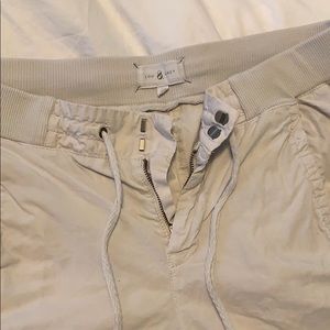 Super soft Lou & Grey casual pants